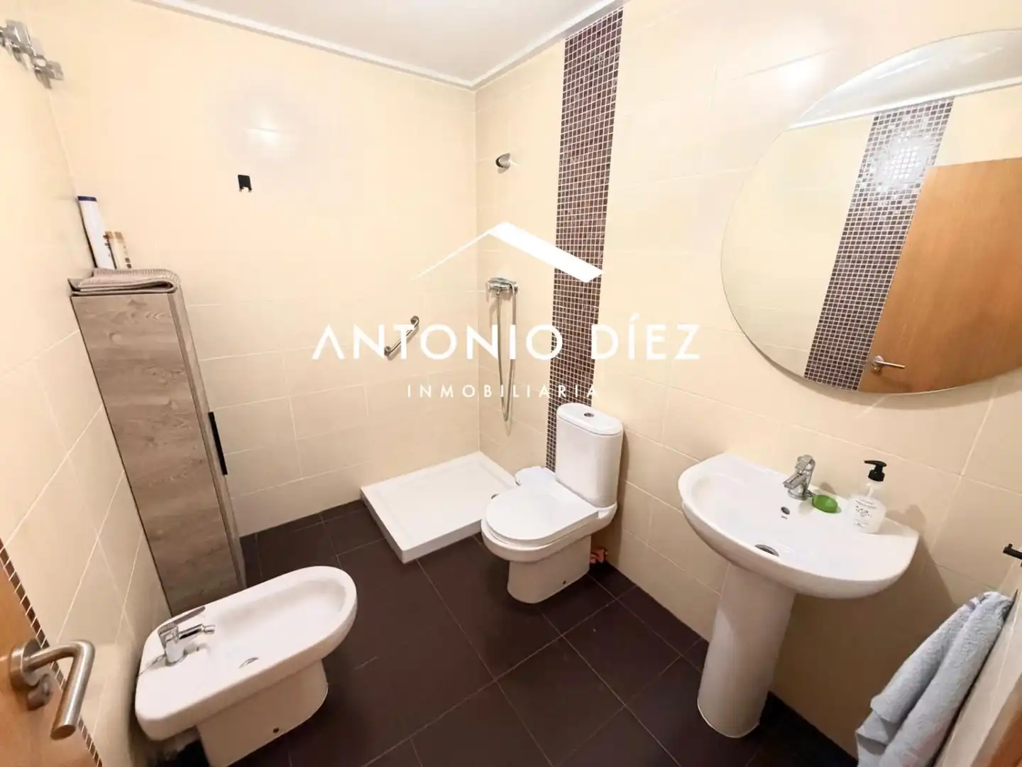 Baño de Piso en venta en Monforte del Cid con Terraza, Trastero y Amueblado