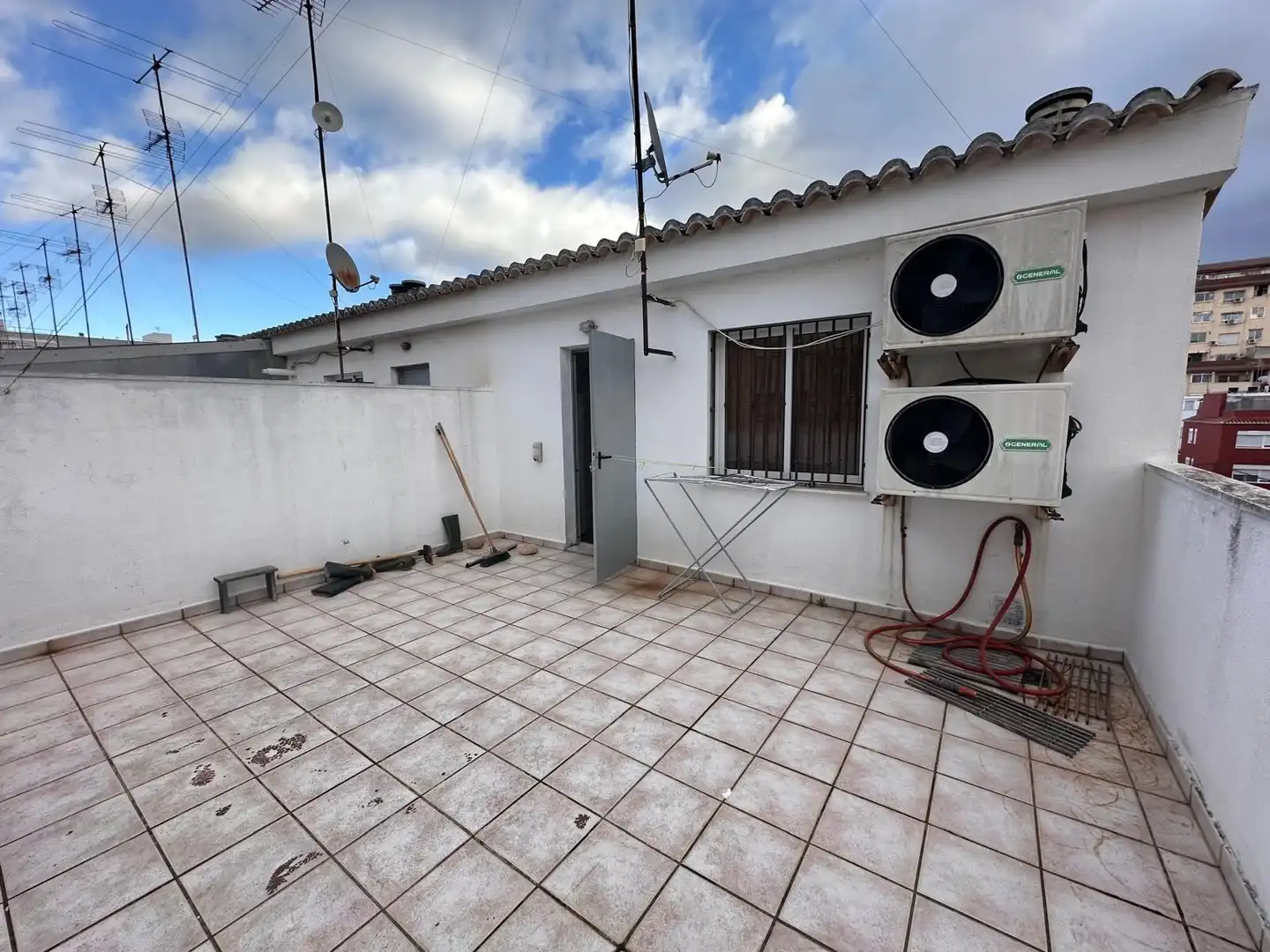 Casa adosada en venta en Alquenència - Venècia