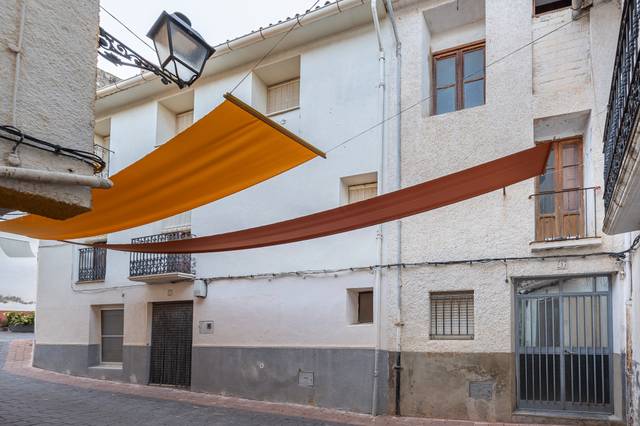 Casa-chalet en Venta en Benifato