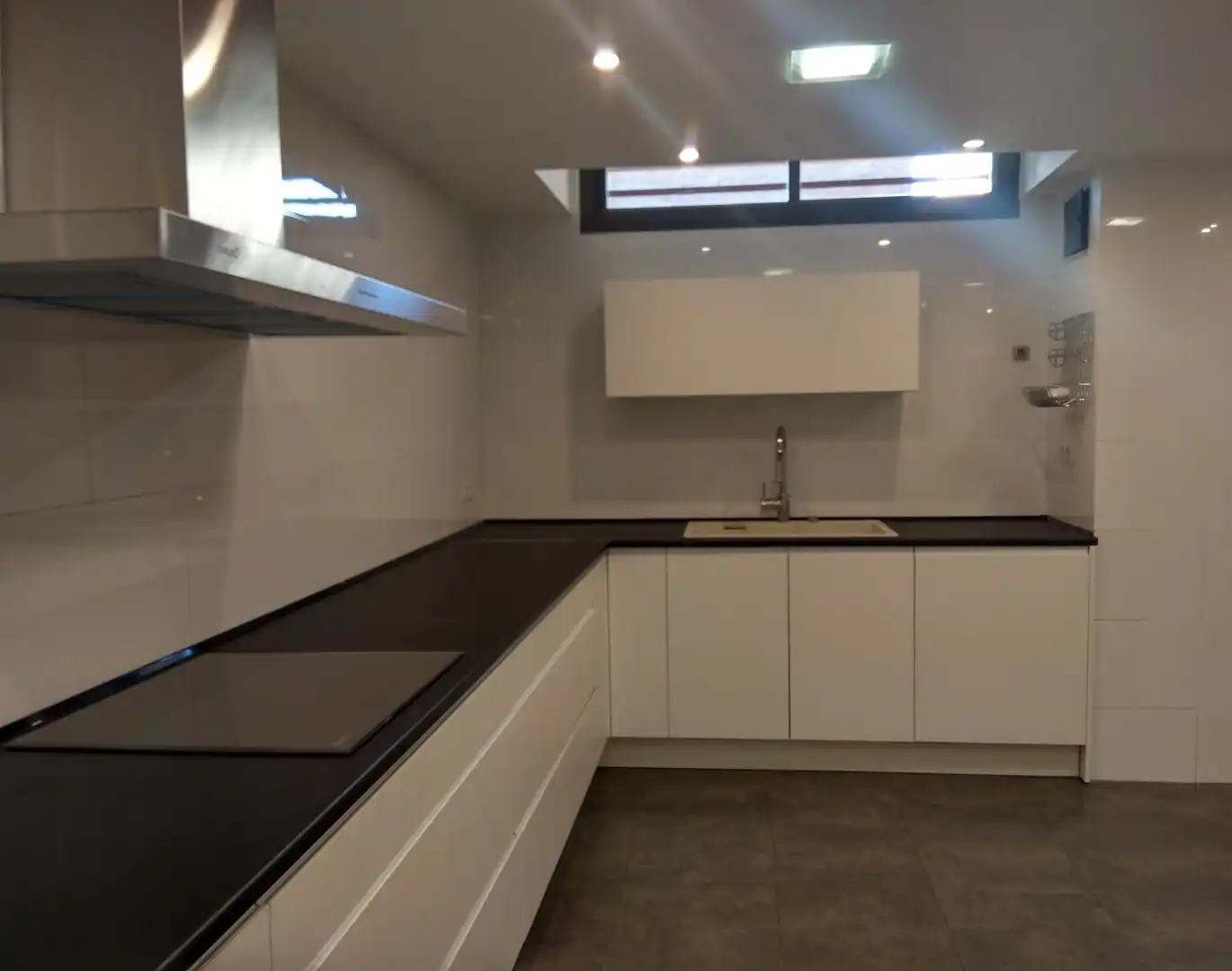 Kitchen of Houses for sale in Zaragoza  with Air Conditioner, Private garden and Parquet flooring