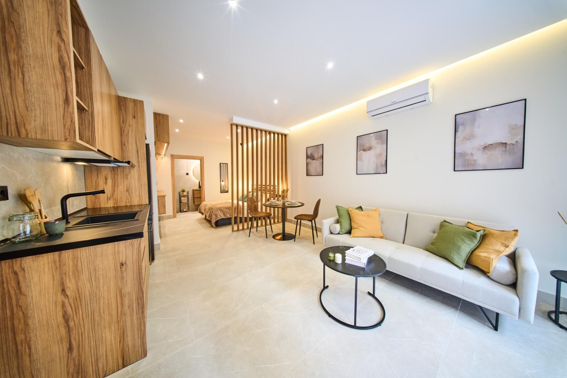 Sala d'estar de Estudi en venda en  Granada Capital amb Aire condicionat