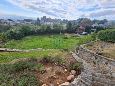 Terreny residencial en venda a Piñor