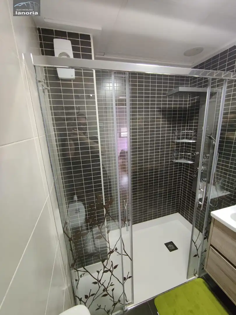 Baño de Casa adosada en venta en Albacete con Aire acondicionado, Calefacción y Terraza