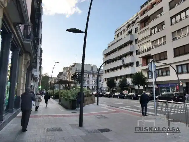 Vista exterior de Apartamento en venta en Errekalde