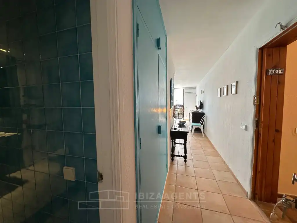 Apartament en venda en Sant Josep de sa Talaia amb Terrassa, Rentadora i TV