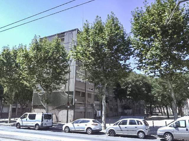 Piso en Venta en C/ Teulada en El Besós i el Maresme