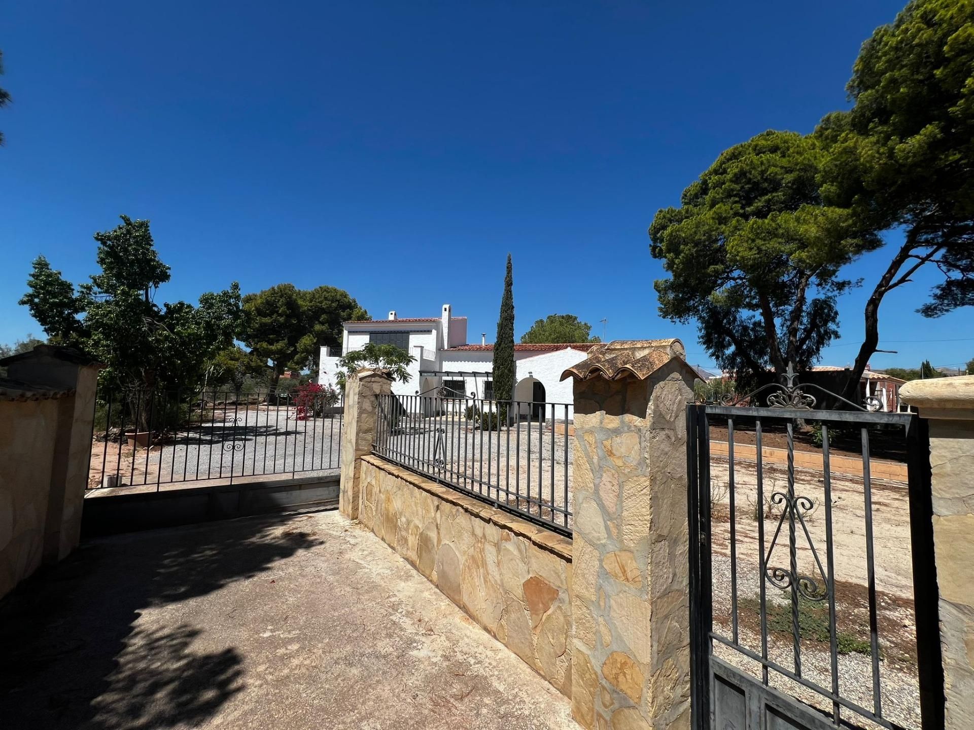 Vista exterior de Casa o chalet en venta en San Vicente del Raspeig / Sant Vicent del Raspeig con Jardín privado, Terraza y Trastero