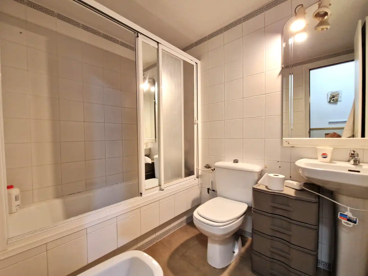Baño de Piso en venta en Leganés con Calefacción, Trastero y Amueblado