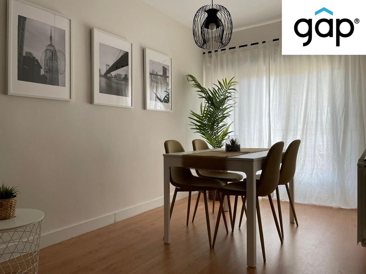 Menjador de Pis de lloguer en Cuenca Capital amb Calefacció i Moblat