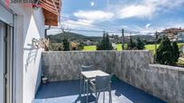 Terrassa de Casa o xalet en venda en Torrelavega  amb Calefacció i Terrassa