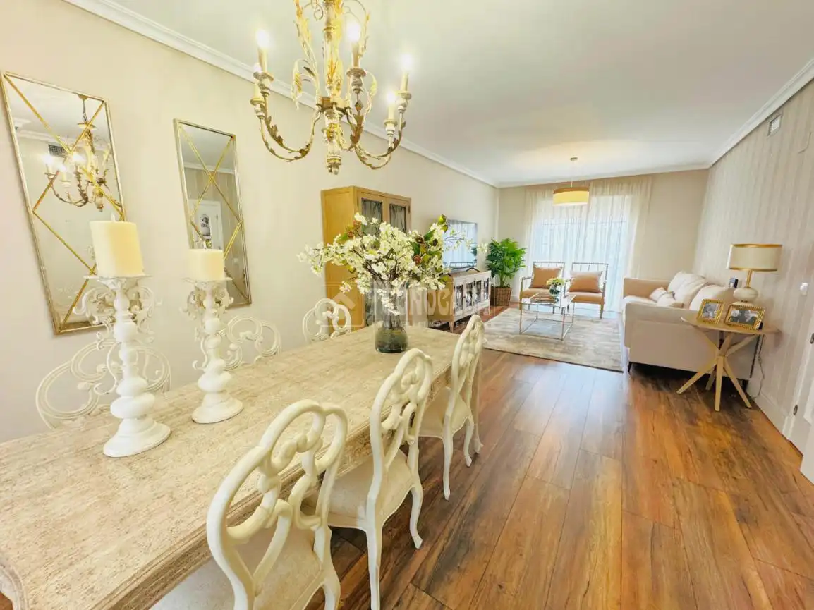 Comedor de Casa adosada en venta en Pepino con Aire acondicionado, Calefacción y Terraza
