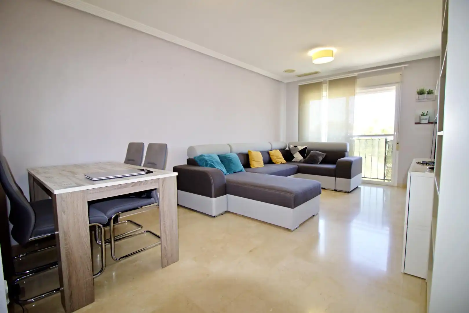 Living room of Flat for sale in Elche / Elx  with Air Conditioner and Alarm
