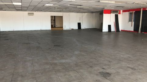 Foto 3 von Fabrikhallen zur Miete in Avinguda D'els Arcs, Polígono del Aeropuerto, Manises