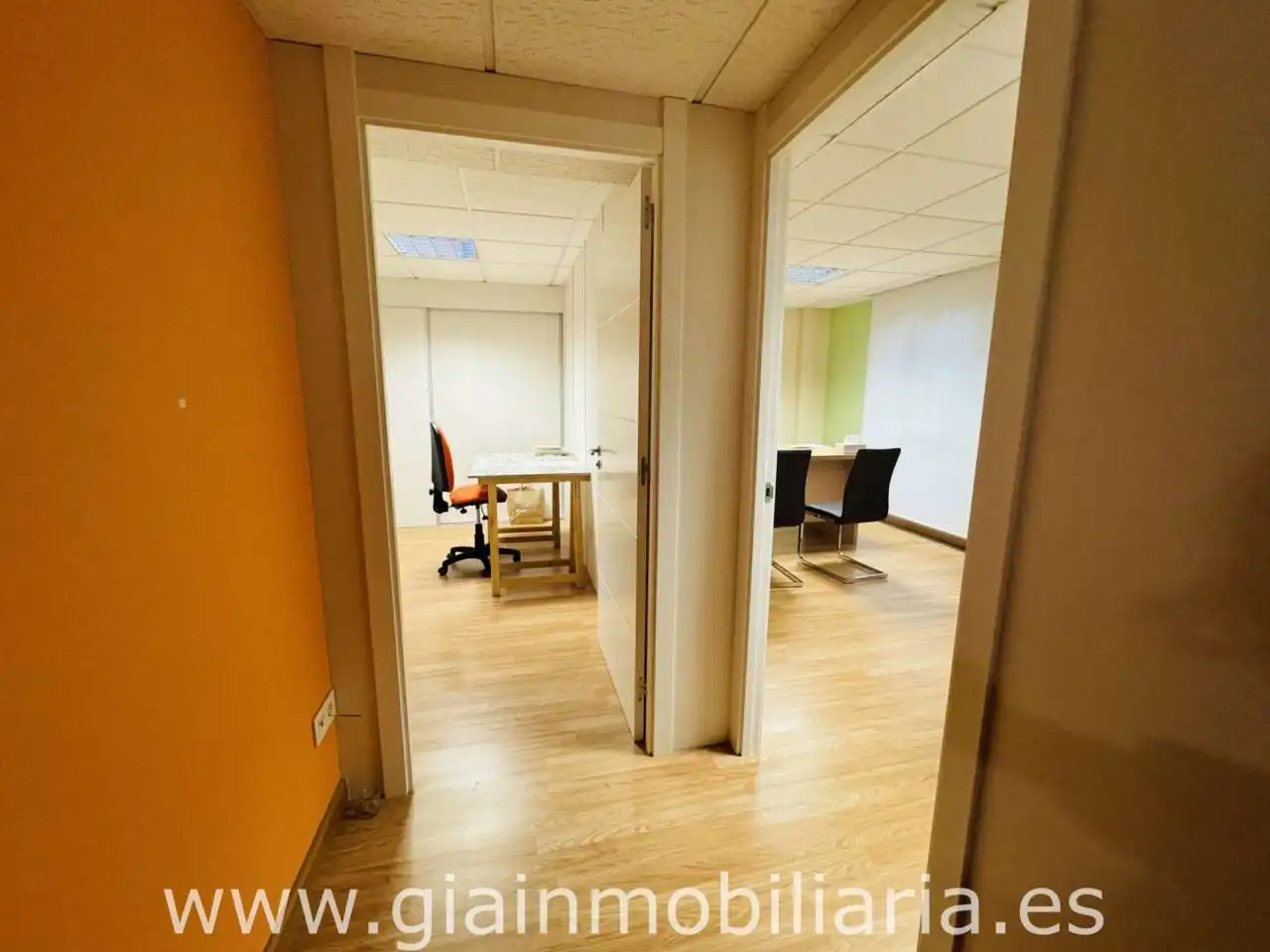 Office for sale in O Porriño    with Air Conditioner and Heating
