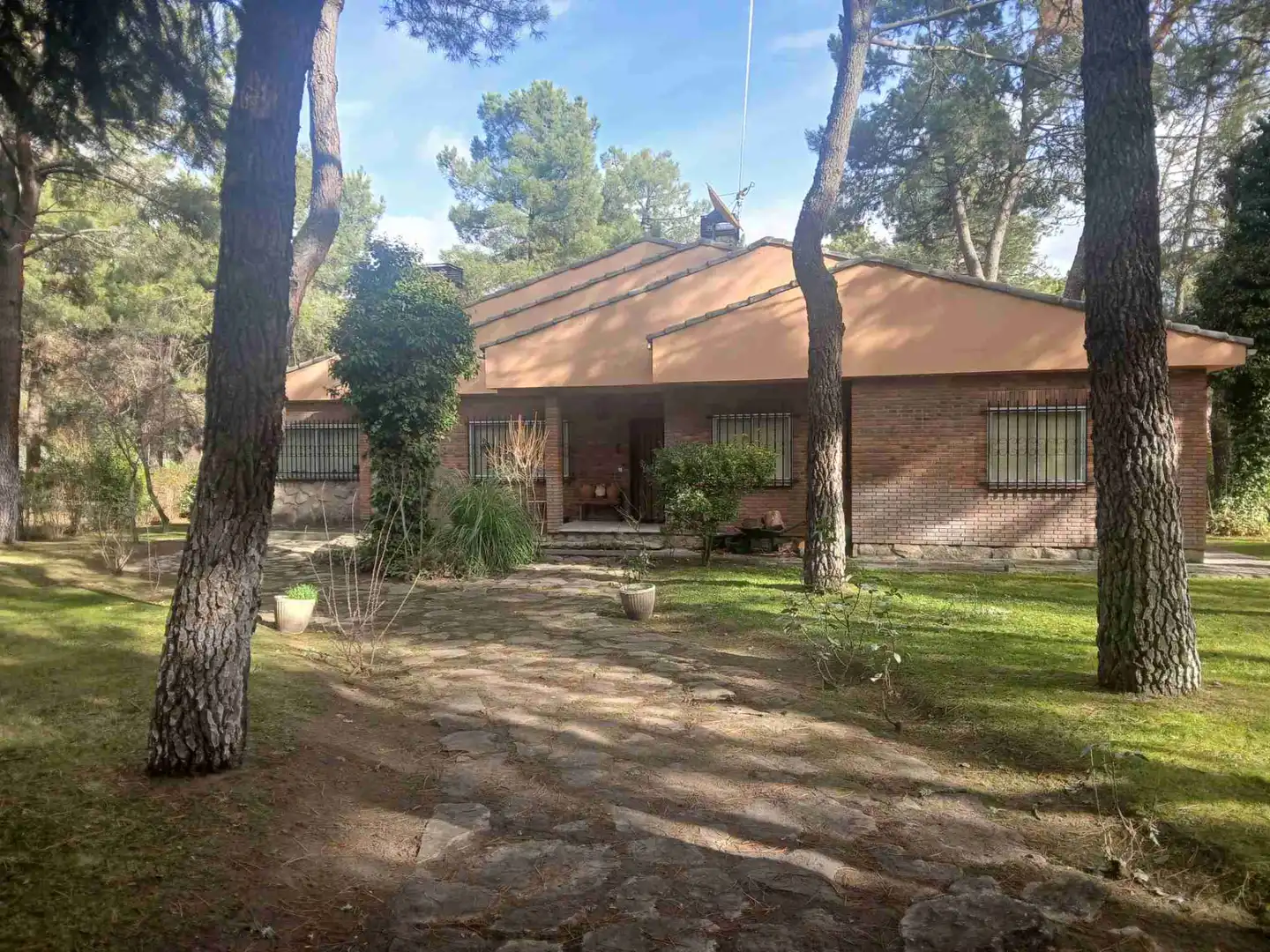Xalet amb jardí en venda a Marugán