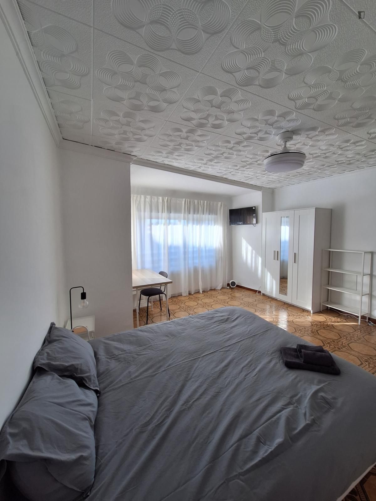 Dormitori de Apartament de lloguer en Alberic amb Moblat, Forn i Rentadora