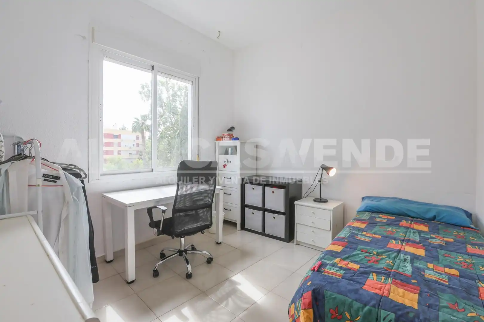 Bedroom of Flat for sale in Sevilla  with Air Conditioner