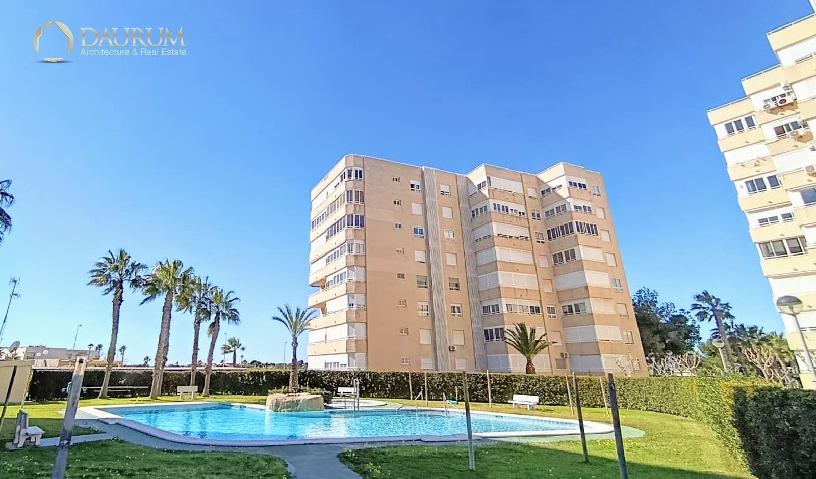 Vista exterior de Pis en venda en Alicante / Alacant amb Terrassa, Piscina i Piscina comunitària