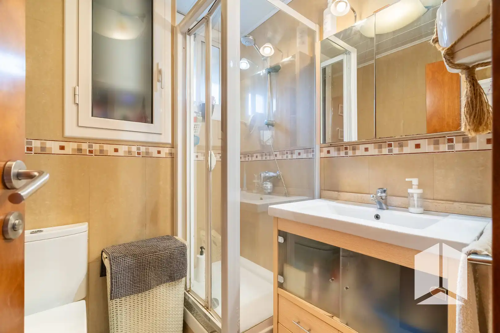 Bathroom of Flat for sale in Castelldefels  with Air Conditioner, Terrace and Storage room