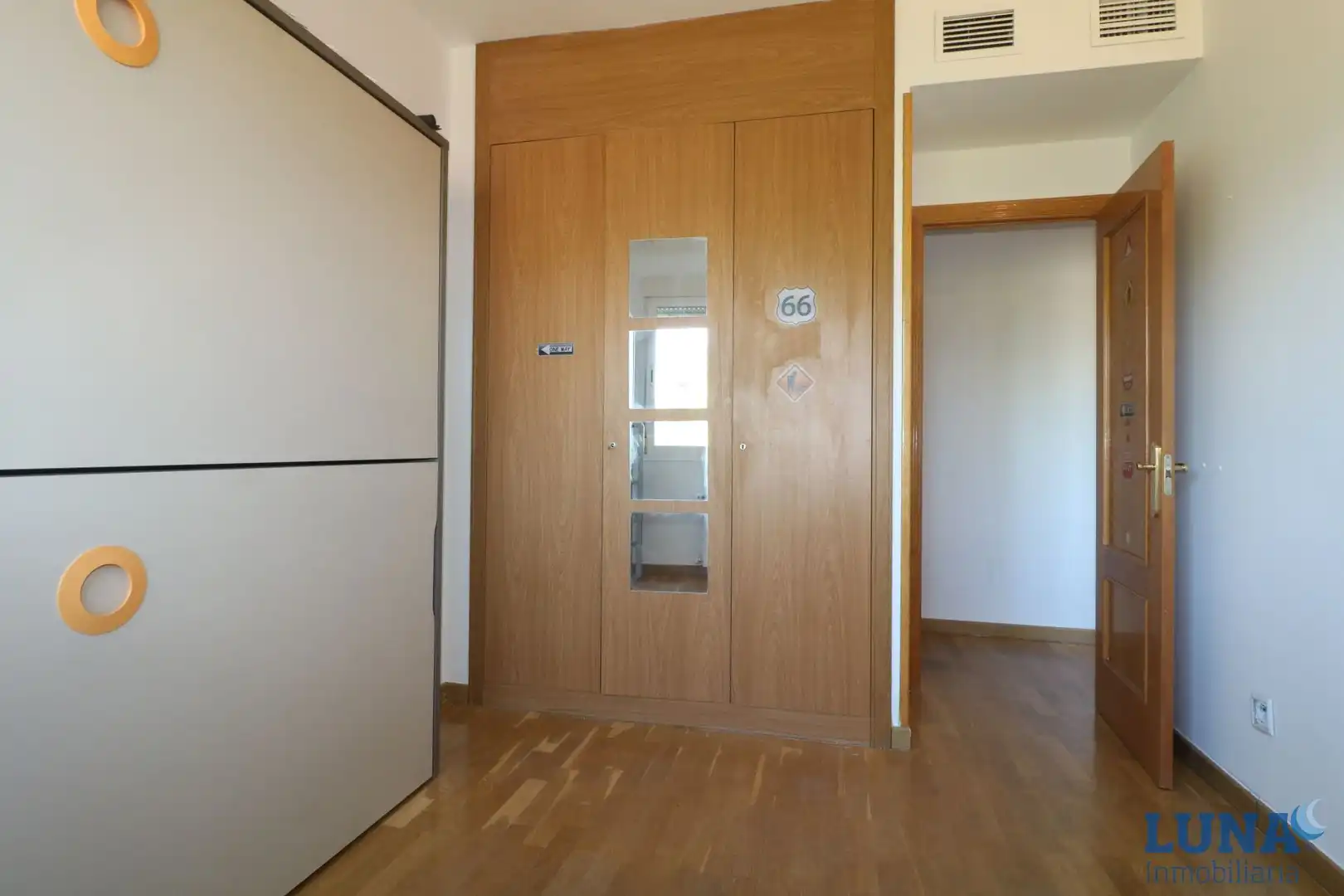 Dachboden zum Verkauf in Pozuelo de Alarcón mit Klimaanlage, Heizung und Parkett