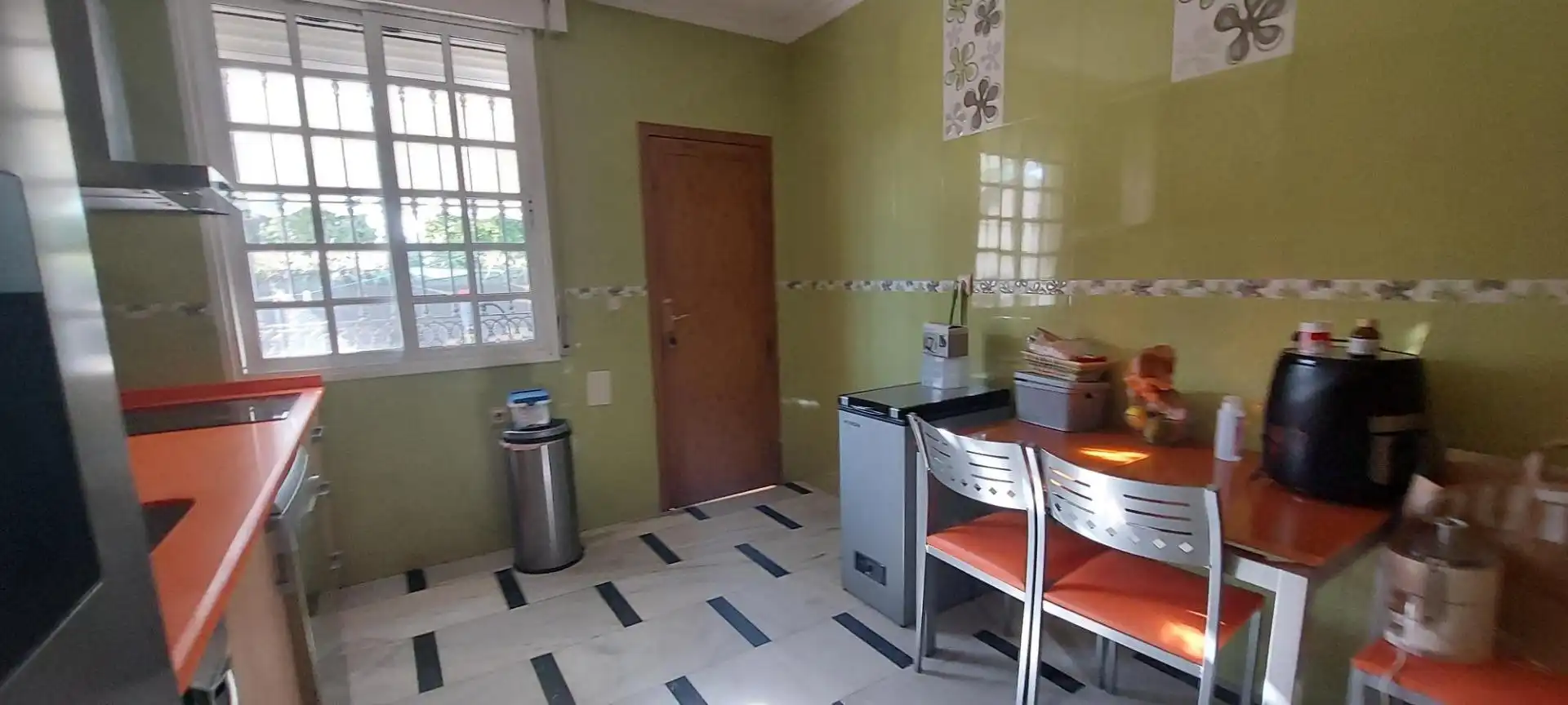 Chalet con piscina en venta en Cerros de Montequinto, imagen 5