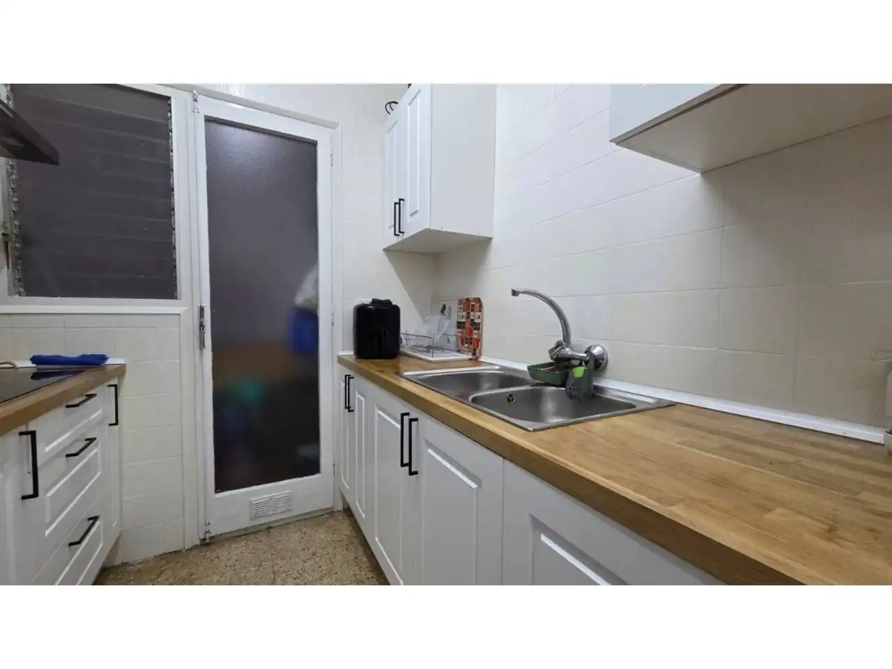 Flat for rent in Calle Felip II, La Sagrera