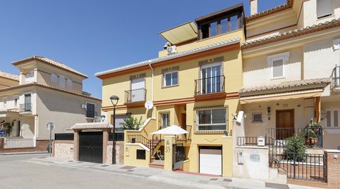 Foto 2 de Casa adosada en venta en Calle Rio Dilar, 37, Ogíjares, Granada