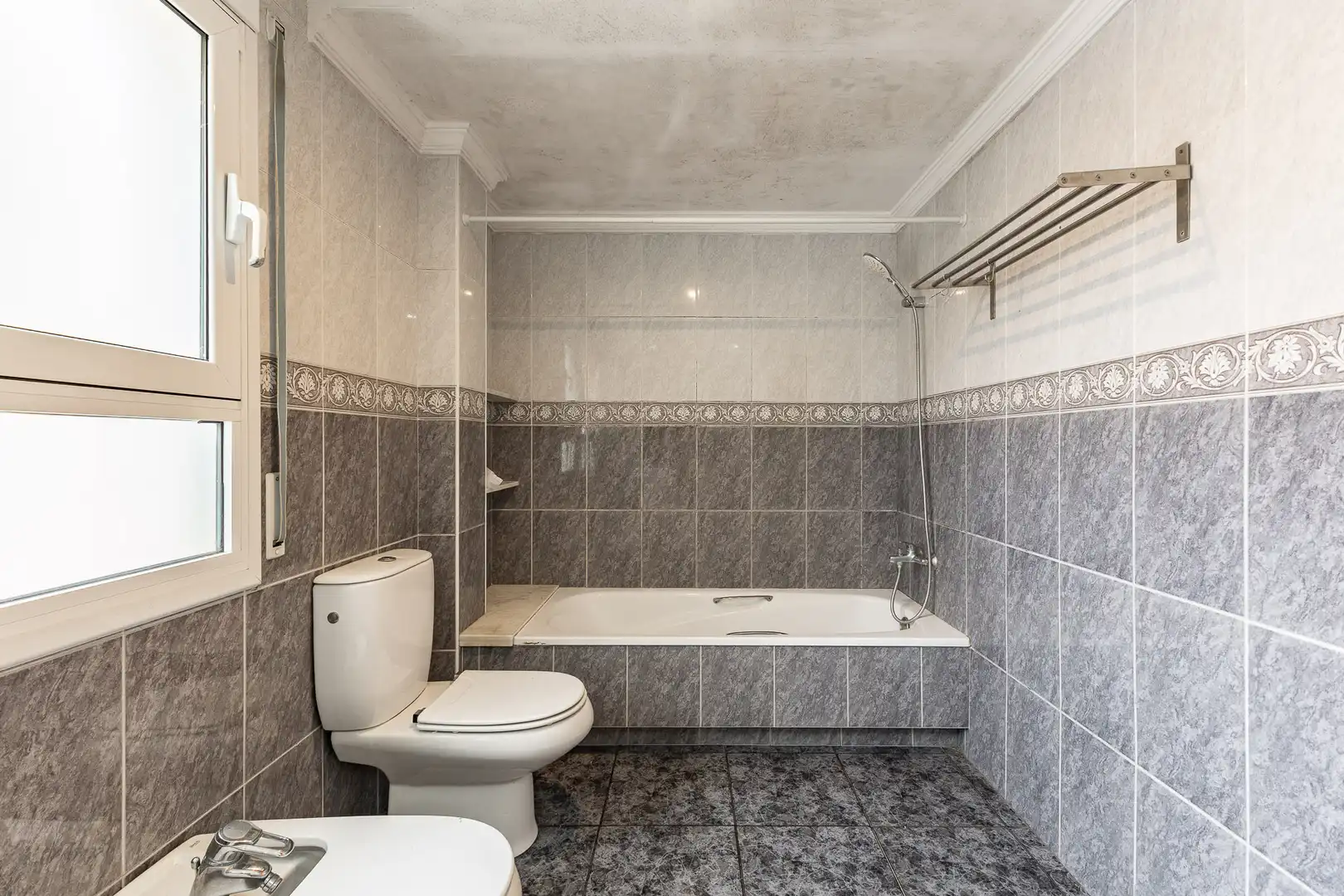 Terraced house with terrace for sale in Nucli Urbà, imagen 34