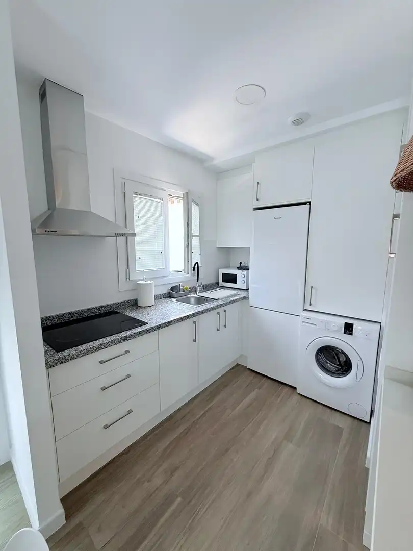 Cocina de Piso de alquiler en Vélez-Málaga con Aire acondicionado, Calefacción y Amueblado
