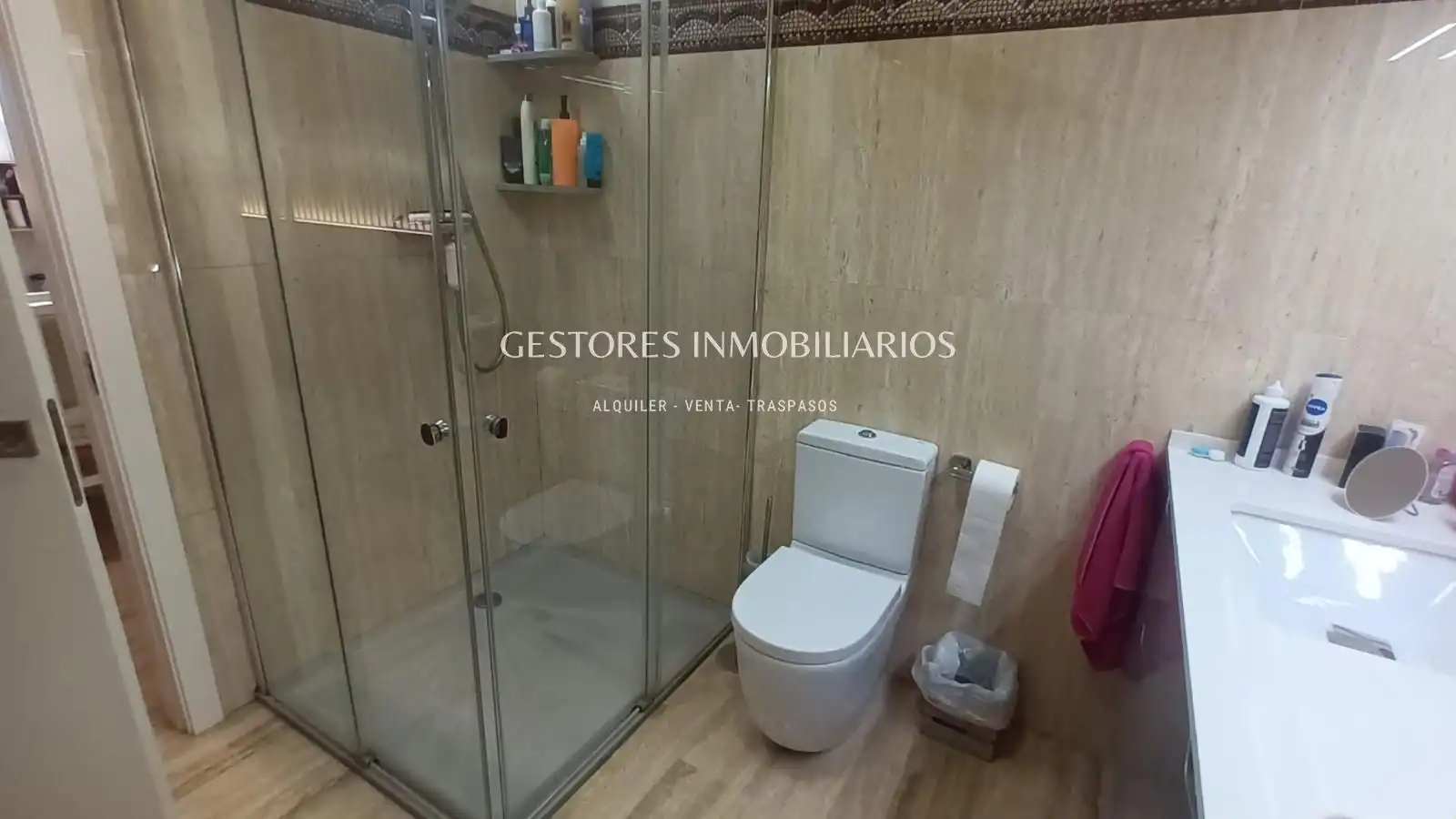 Badezimmer von Dachboden zum Verkauf in Ibi mit Klimaanlage, Heizung und Terrasse
