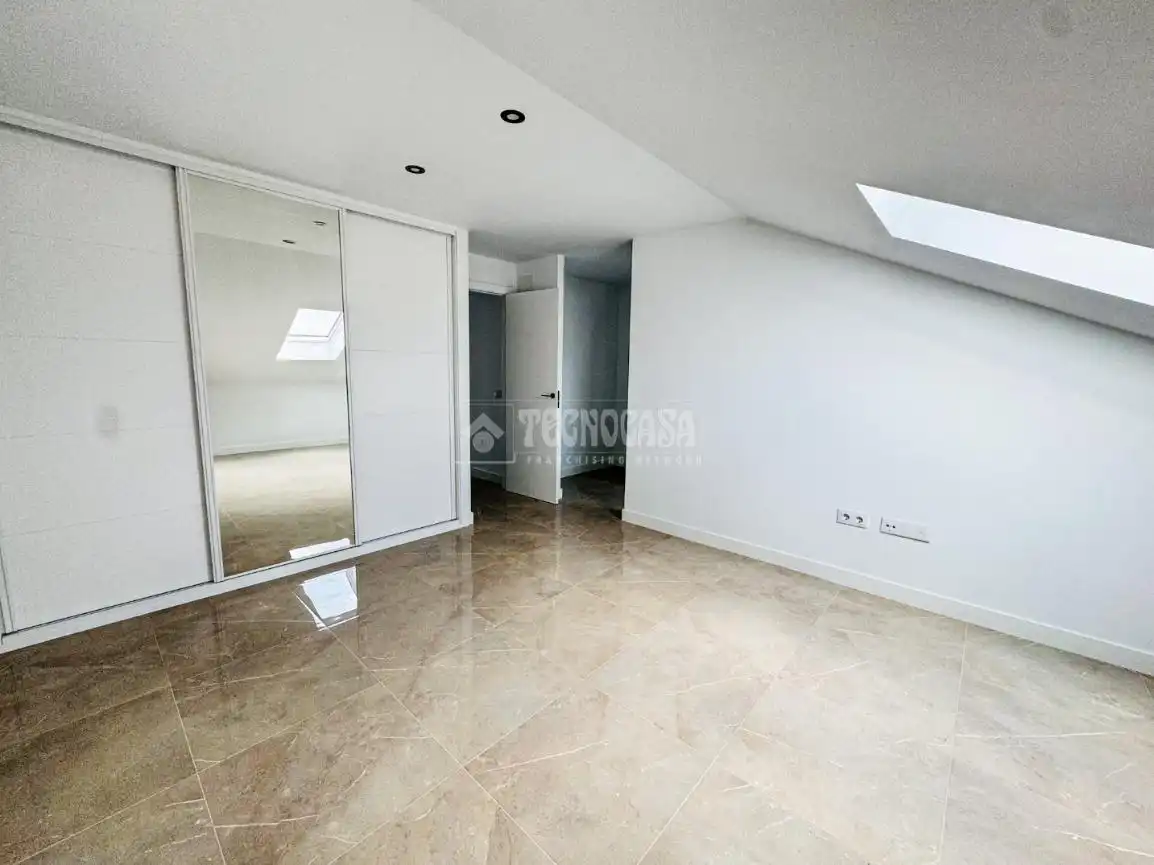 Dúplex en venta en Navalcarnero con Aire acondicionado, Calefacción y Terraza