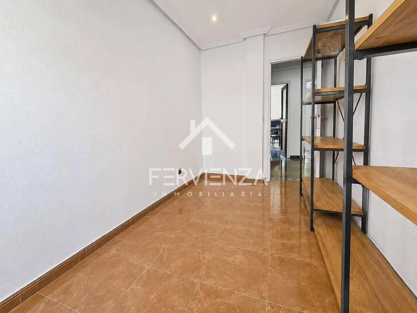Flat for sale in Lugones