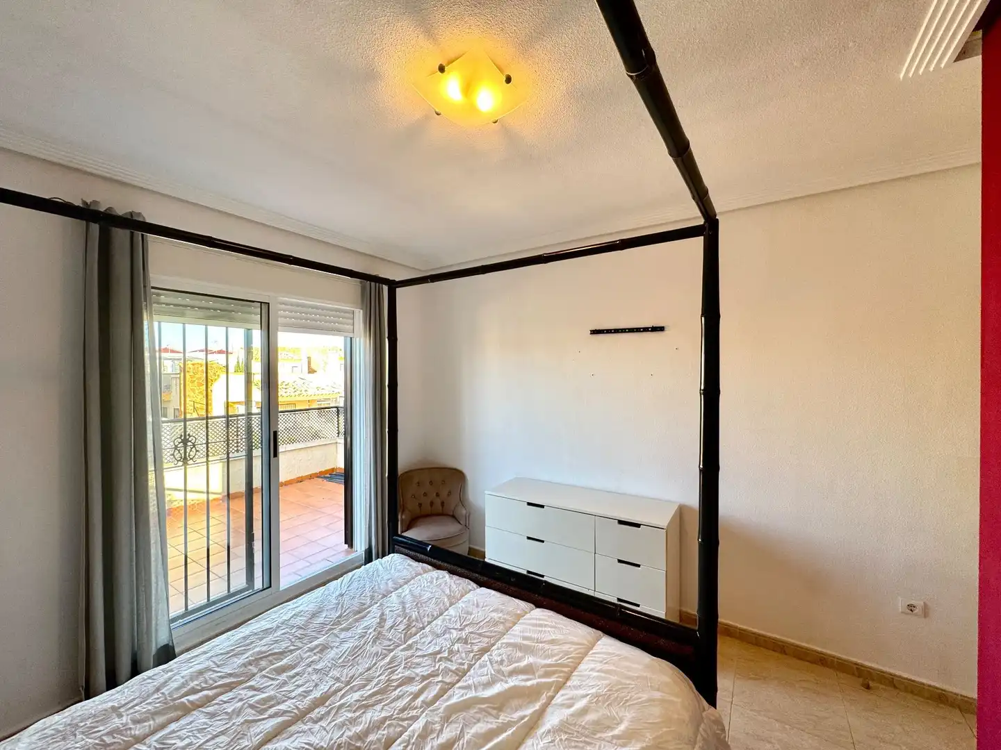 Schlafzimmer von Haus oder Chalet zur Miete in Guardamar del Segura mit Klimaanlage, Privatgarten und Terrasse
