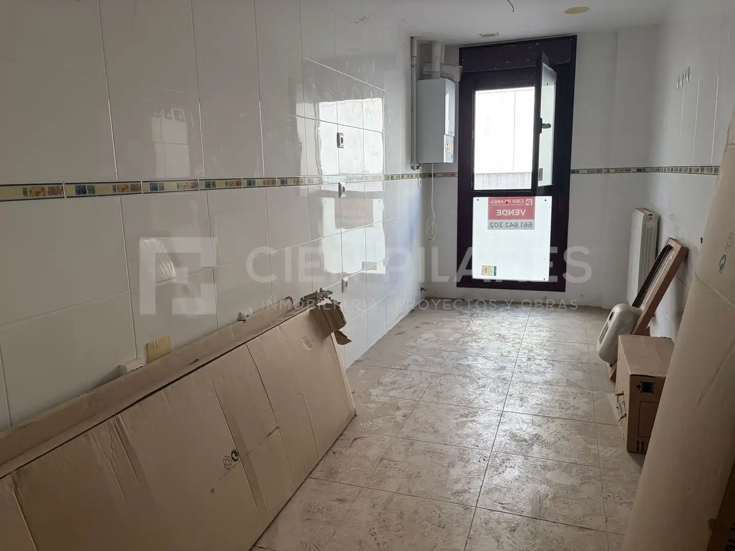 Kitchen of Flat for sale in Arnedo  with Heating and Storage room
