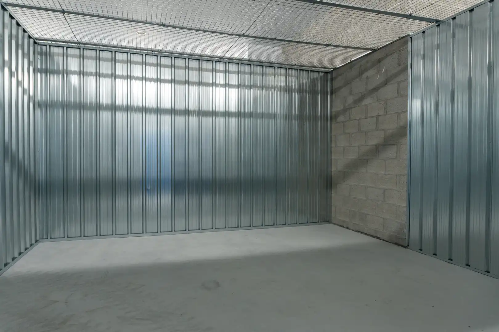 Storage room for rent in Carrer de Girona, 96, Gràcia