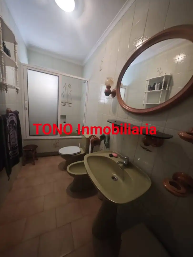 Bany de Casa o xalet en venda en Écija amb Aire condicionat, Terrassa i Balcó
