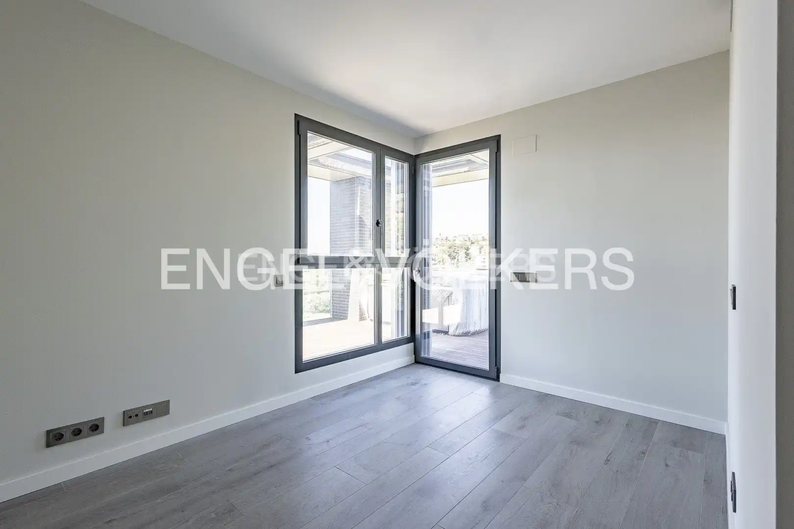 Habitación de Ático en venta en Esplugues de Llobregat con Aire acondicionado, Calefacción y Terraza