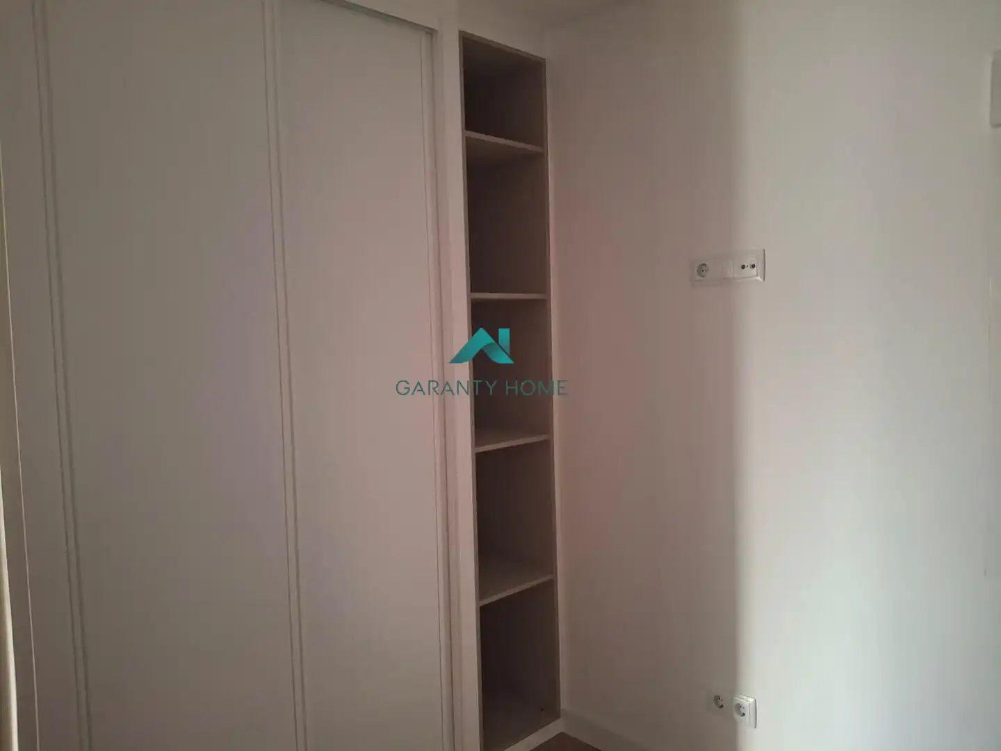 Bedroom of Flat for rent in Madrid  with Air Conditioner, Heating and Terrace