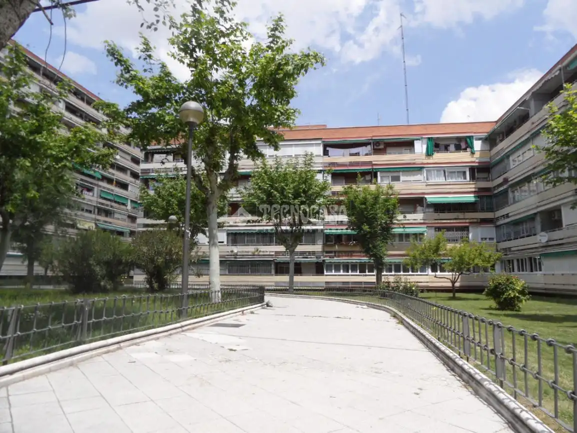 Vista exterior de Piso en venta en Leganés con Aire acondicionado, Calefacción y Terraza