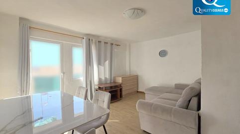 Foto 3 de Apartamento en venta en Colonia Requena, Alicante / Alacant