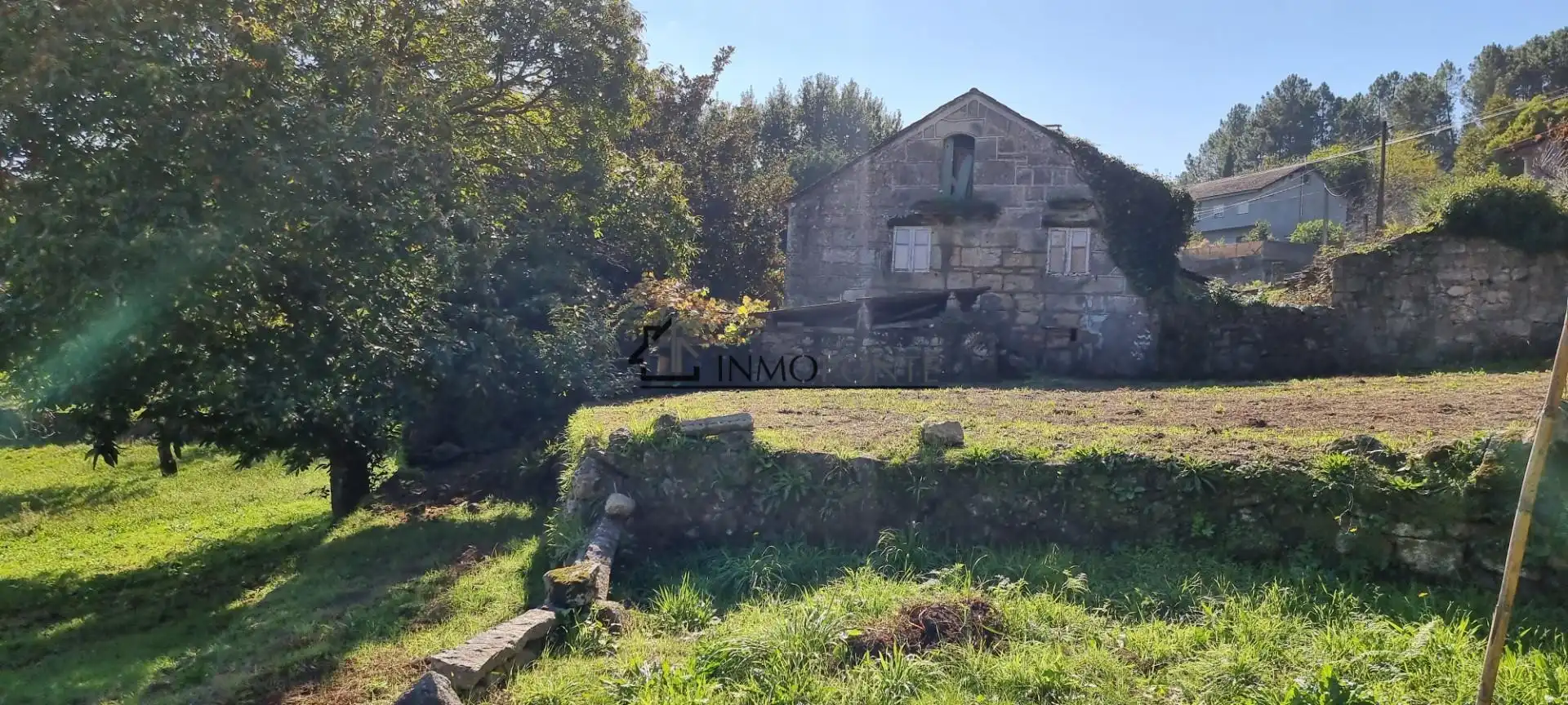 Casa o xalet en venda en Pontevedra Capital  amb Jardí privat