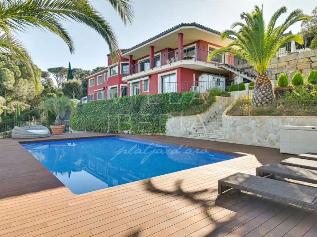 Casa en venda a Calle Hubert Burrus 407