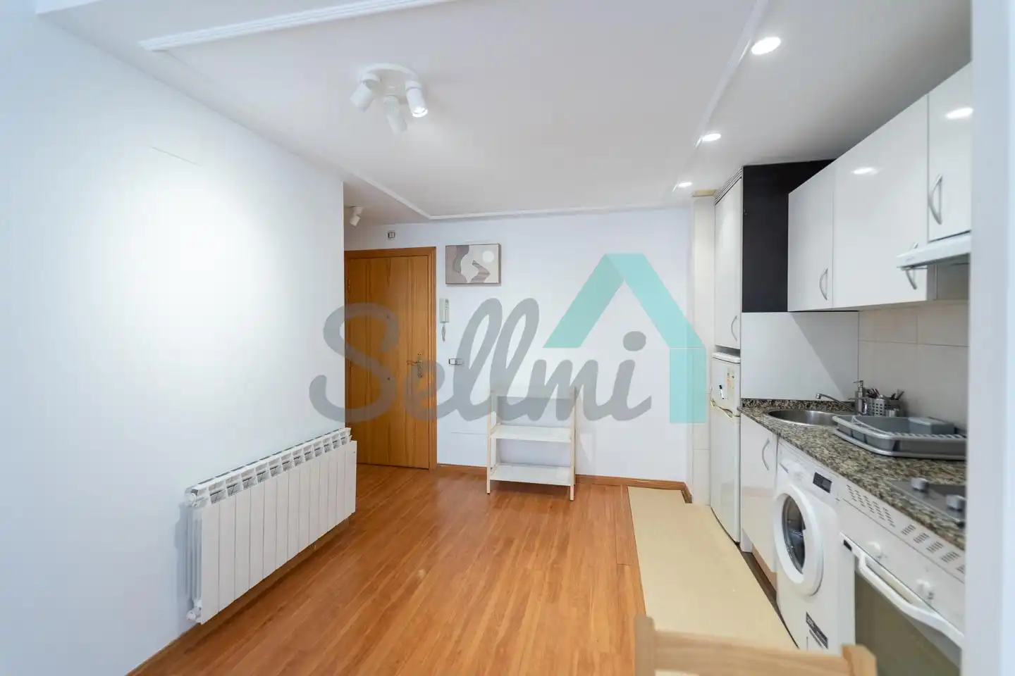 Kitchen of Study for rent in Oviedo   with Heating and Furnished