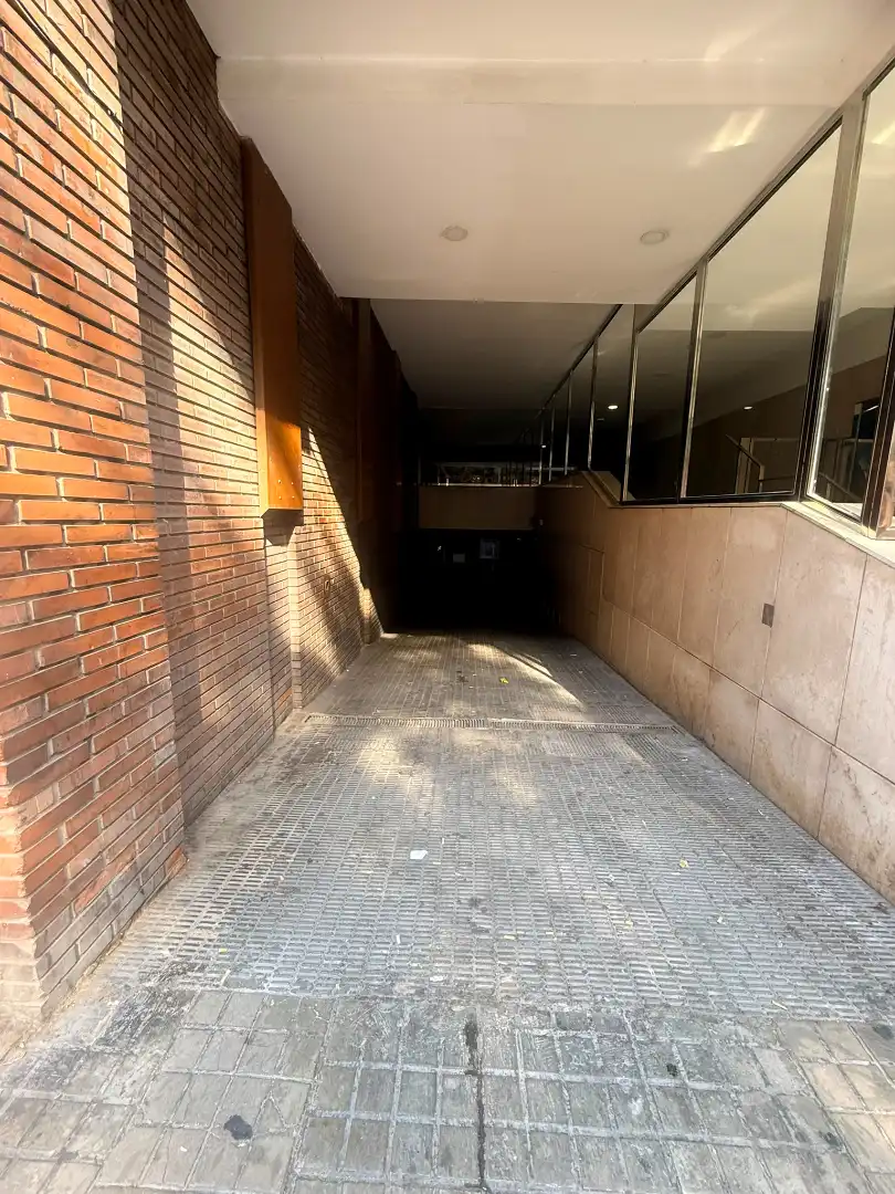 Aparcament de Garatge de lloguer en Valencia