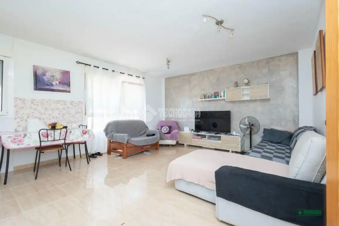 Sala de estar de Piso en venta en Almería con Aire acondicionado