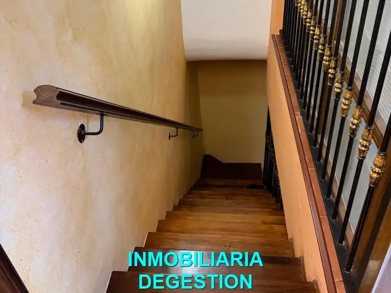 Detached homes for sale in Linares  with Air Conditioner, Heating and Swimming Pool