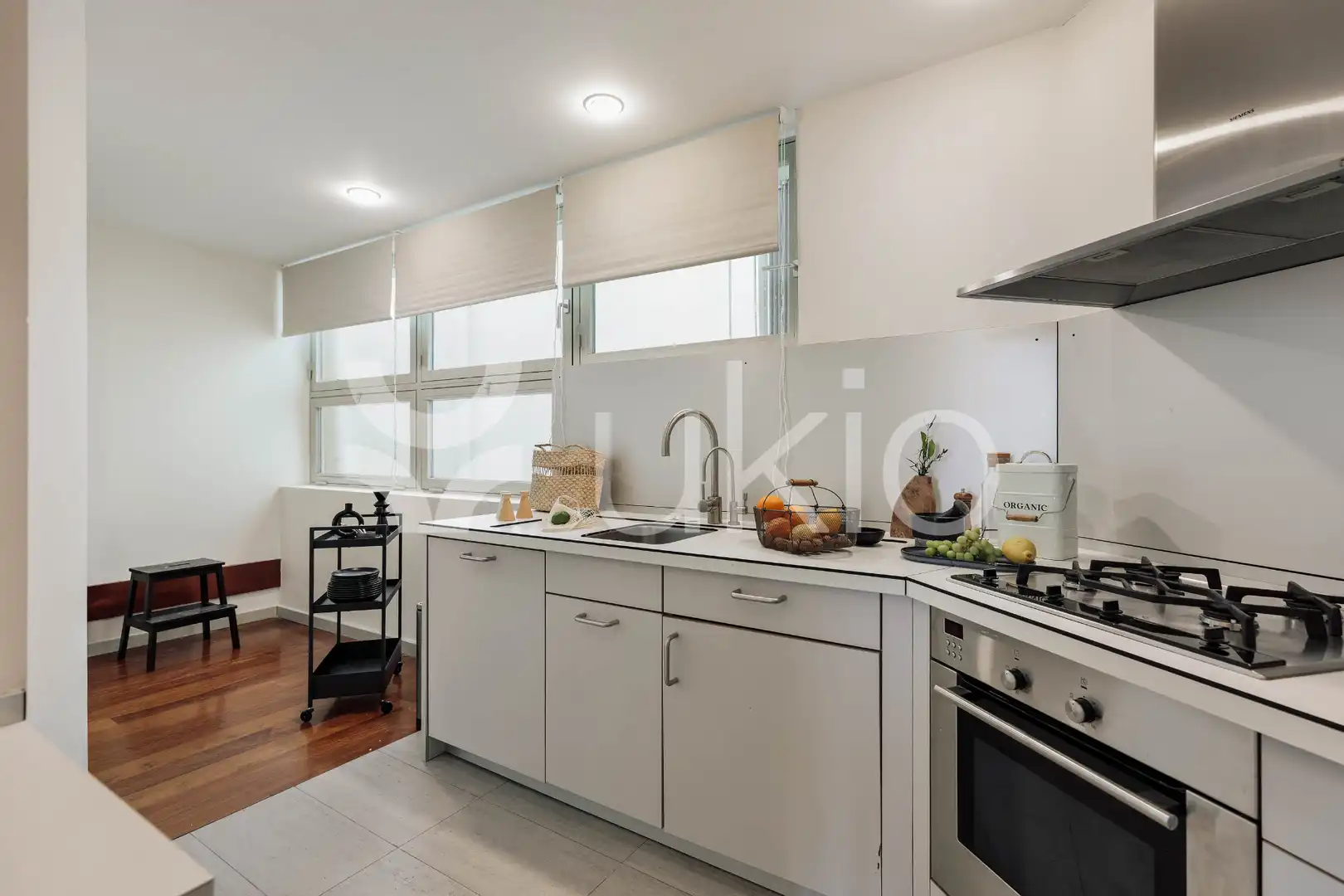 Cocina de Apartamento de alquiler en Barcelona con Aire acondicionado, Calefacción y Terraza
