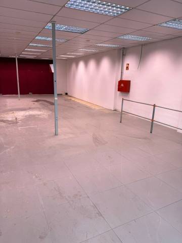 Local comercial en Alquiler en Carrer de Solsona, 104 en Les Arenes - La Grípia  Can Montllor