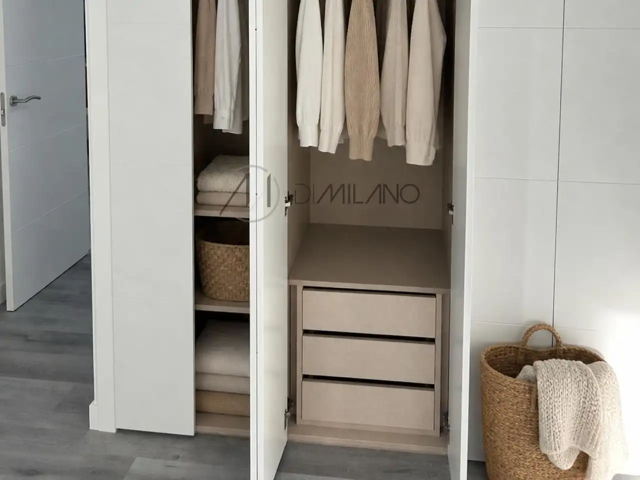 Bedroom of Flat for sale in Vigo   with Heating, Terrace and Storage room