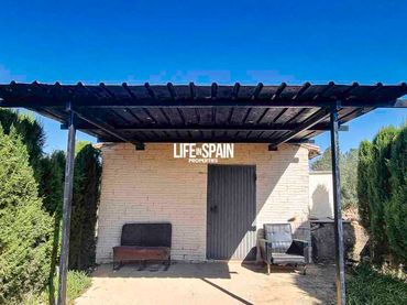 Casa rústica en venta en Ginestar